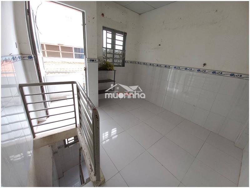 Cần cho thuê căn nhà 1 lầu hẻm 793 trần xuân soạn