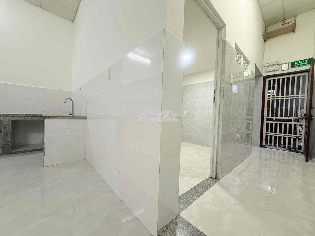 Nhà sát ngã 4 chiêu liêu chỉ hơn 3 tỷ - 4