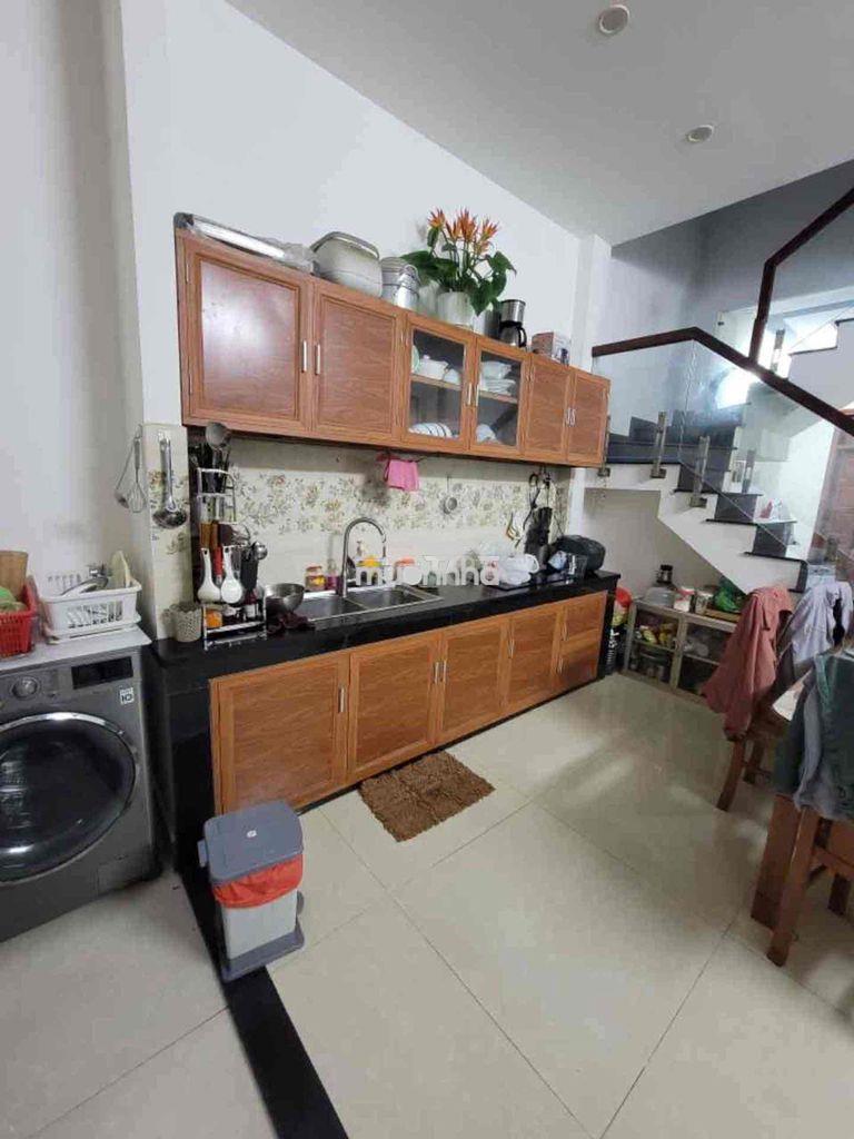 Bán nhà gần trường cao đẳng điện lực- 4.6m x15m hxh .3 tầng . 5.3 tỷ - 4