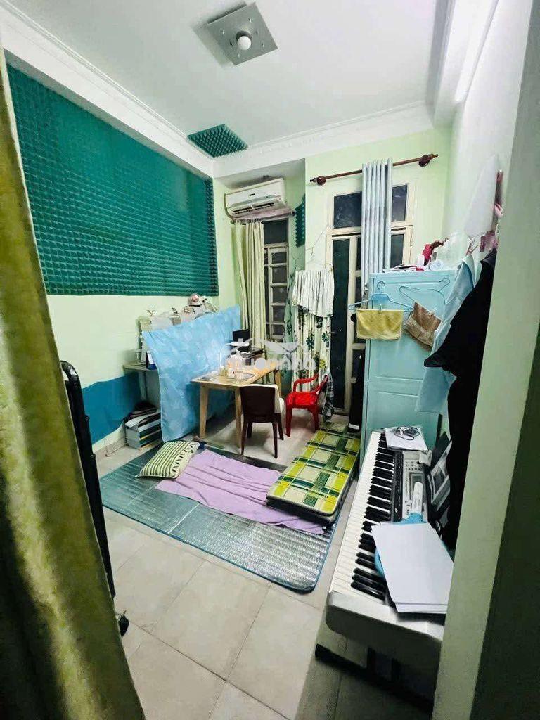 ❤️❤️ Cho thuê nhà hẻm nguyễn tiểu la q10
_ - 4