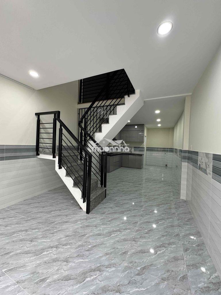 Chính chủ bán gấp - phạm hùng gần q8 - 3.7m x 11m - hẻm 6m - 2.150 ty - 3
