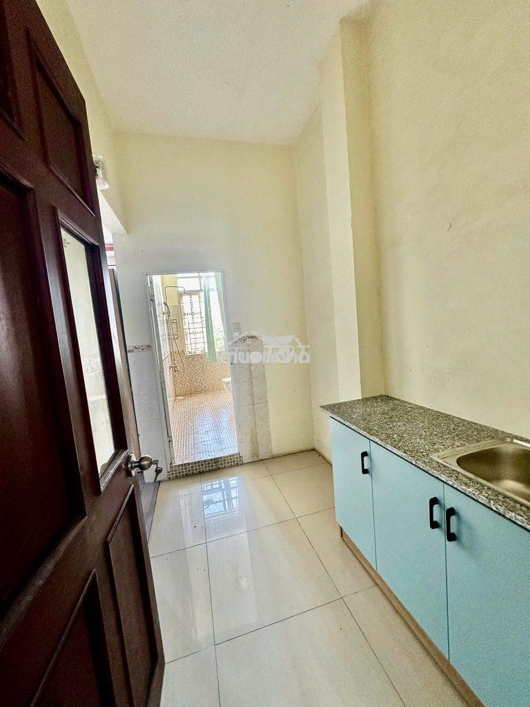 Căn hộ tách bếp full nội thất cửa sổ trời siêu thoáng - 4