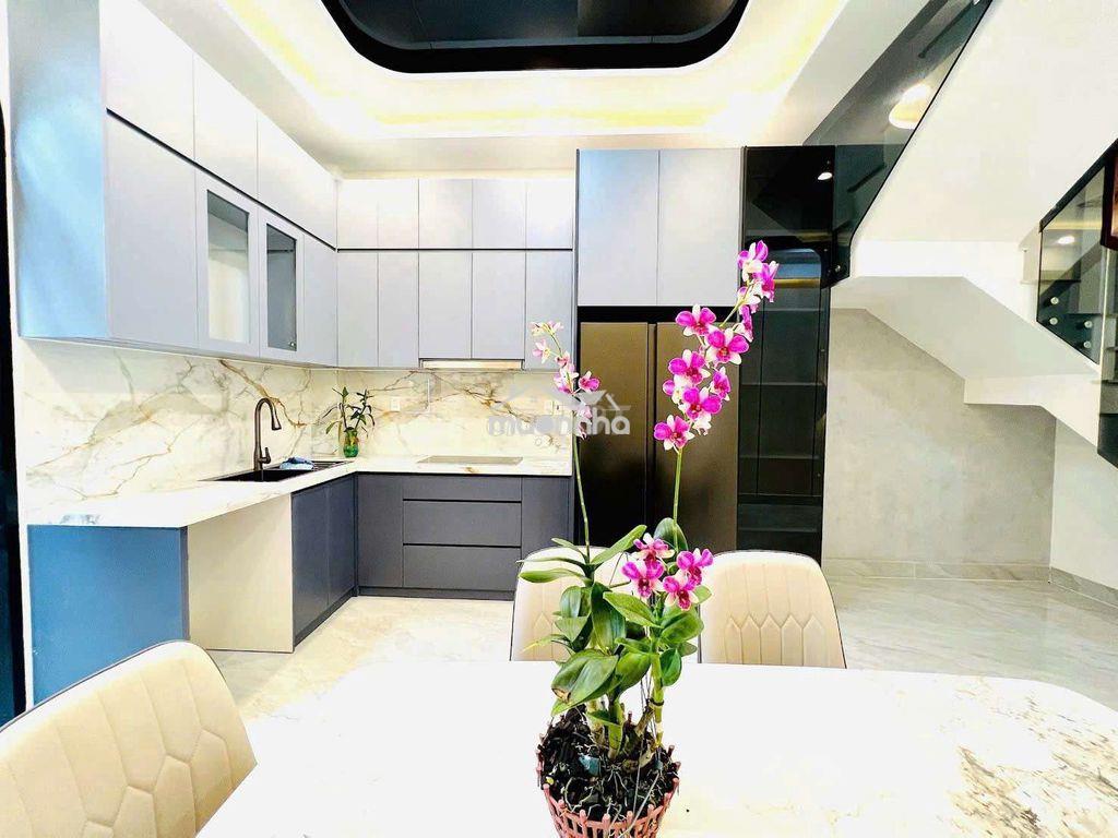 Bán nhà mới 5pn, 6wc, đường 9m, kdc đường số 1, p. long trường. quận 9 - 4