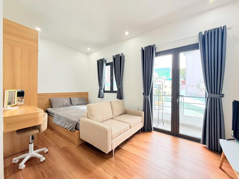 Studio phan đăng lưu, phú nhuận - ban công, tách bếp - full nội thất