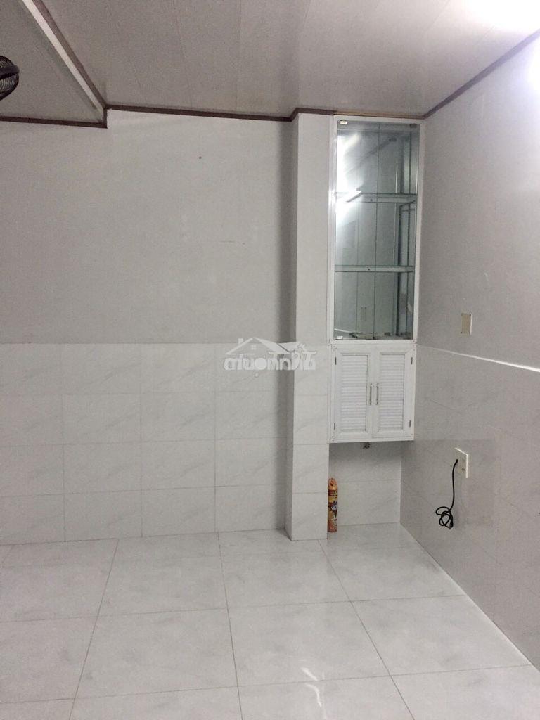Chính chủ cho thuê nhà nguyên căn 437/7 phan xích long - 2
