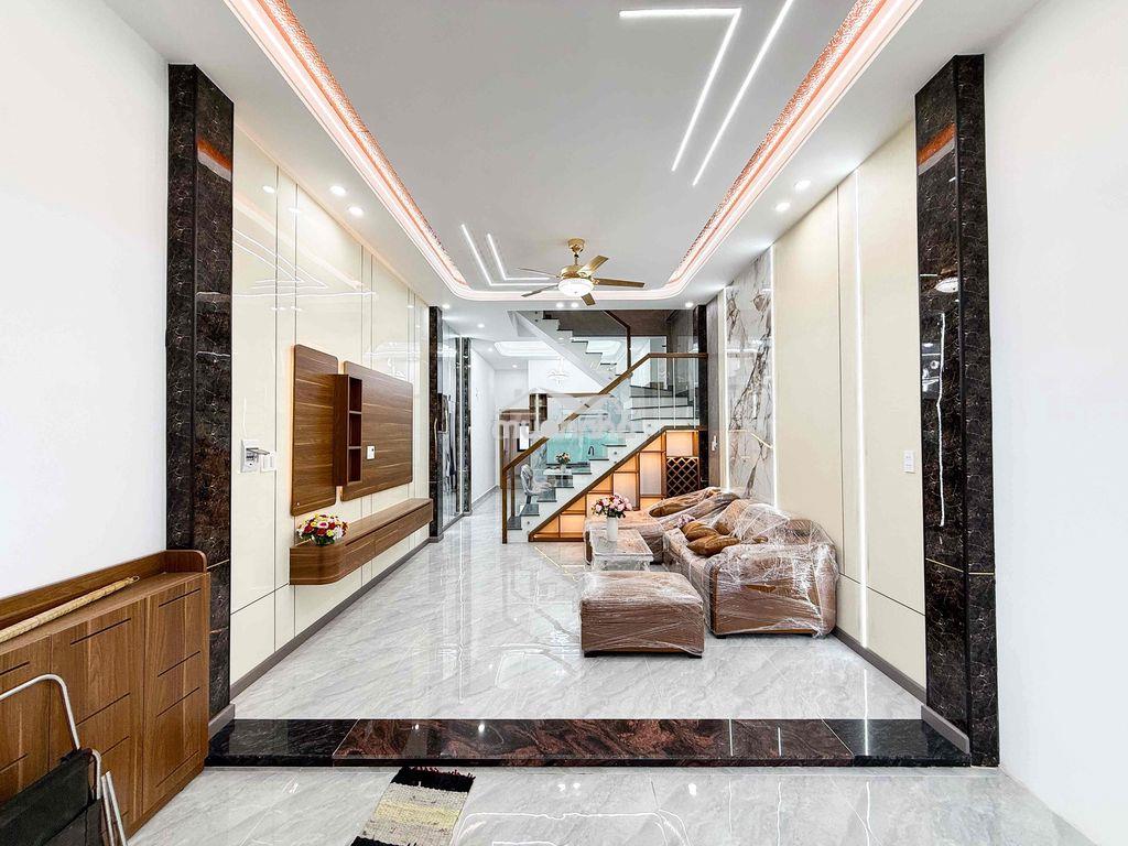 Bán nhà p. bửu hoà. dt: 65m2 sổ hoàn công. giá chỉ 3,2 tỷ - 2