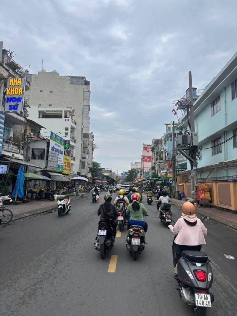 Đất thổ cư - gần đầm sen - quận 11 - 4x15 