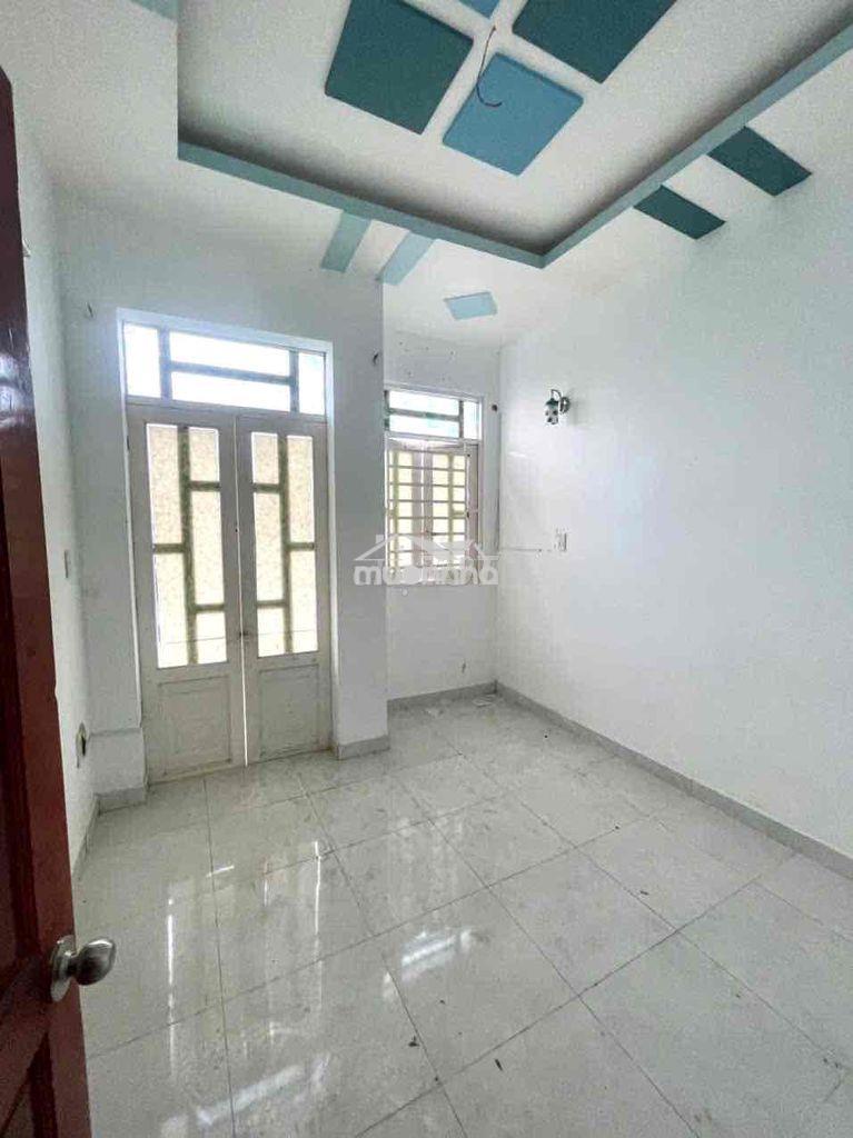 Cho thuê nhà nguyên căn 2 lầu 4pn 3pn  đường tx52 giá 5,5 triệu - 2