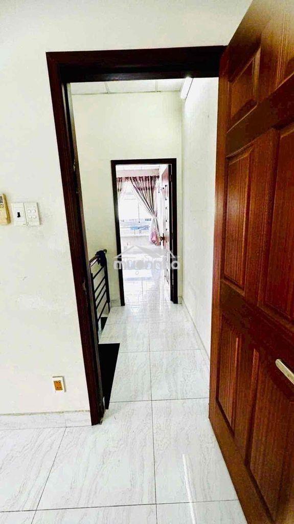Gấp bán 8 tỷ giảm về 7.19 tỷ - bán nhà 2 tầng 65m2 - 3 mặt hẻm xe hơi - 3