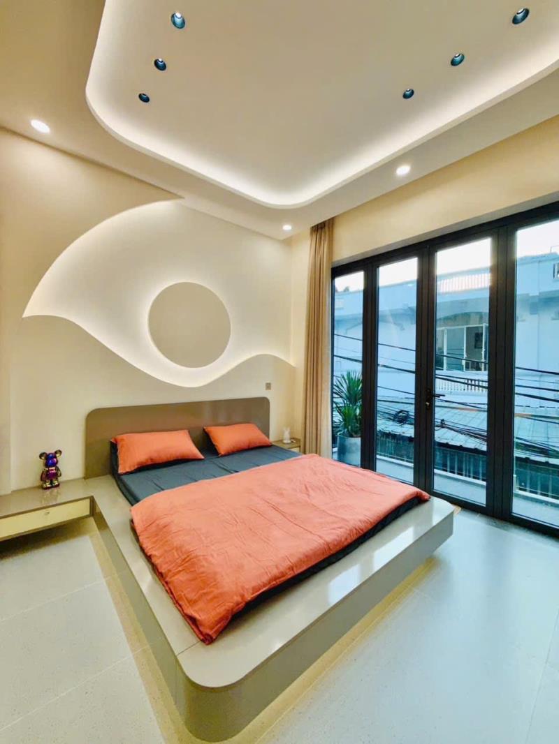 Bán nhà đẹp ngang khủng 7.3m - hẻm oto - có phòng ngủ dưới trệt - full nội thất - ở ngay - 4