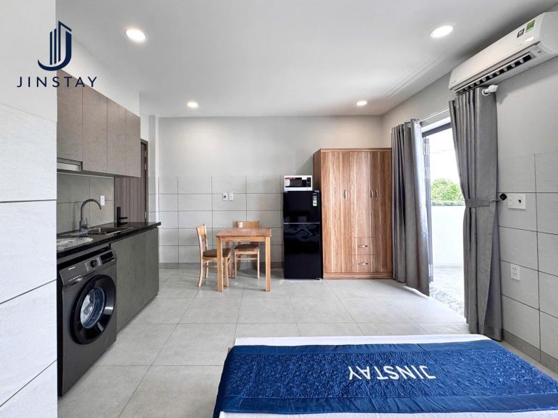 Căn hộ 40m2 cửa sổ thoáng gần ung văn khiêm , bình thạnh. an ninh tốt.
