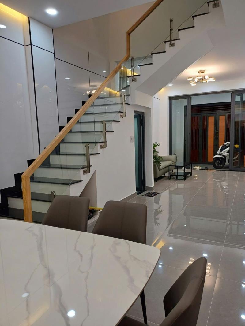 4 tầng btct - gần mặt tiền tô hiệu - phú thạnh - tân phú – dt: 4*13m – 8 tỷ 6 - 4