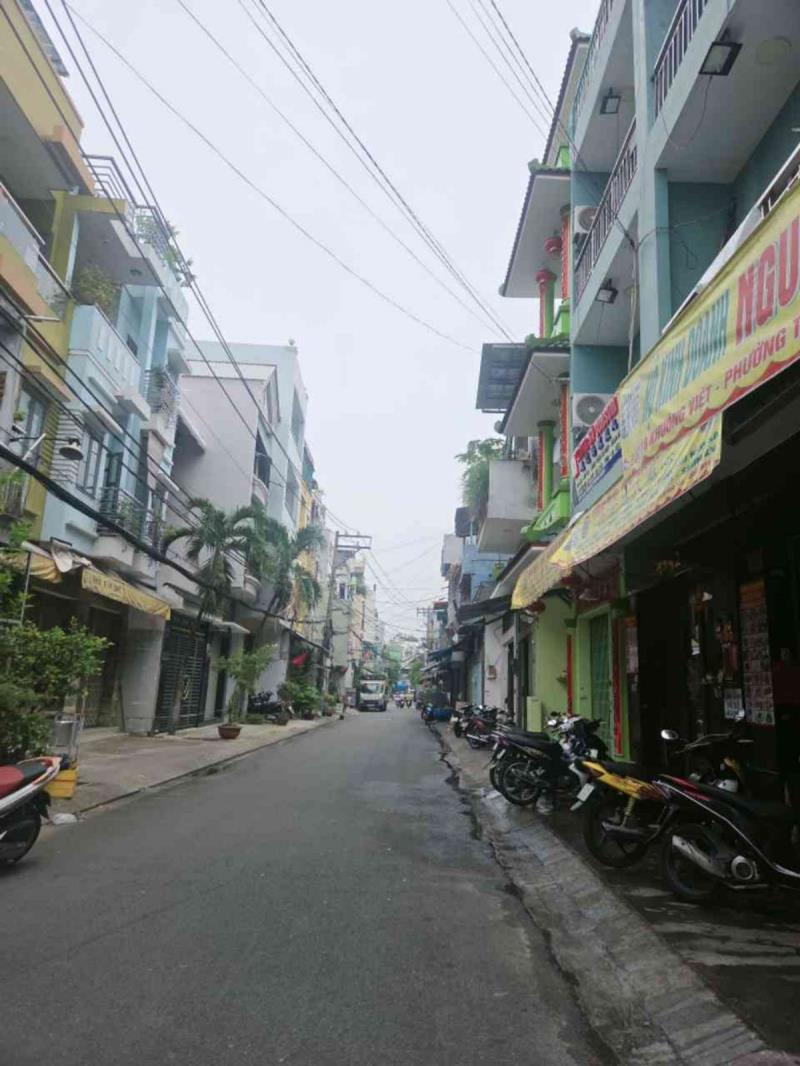 Ngay đầm sen -nhà nát tiện xây mới - khuông việt – tân phú – dt: 4*19m – 9 tỷ - 3