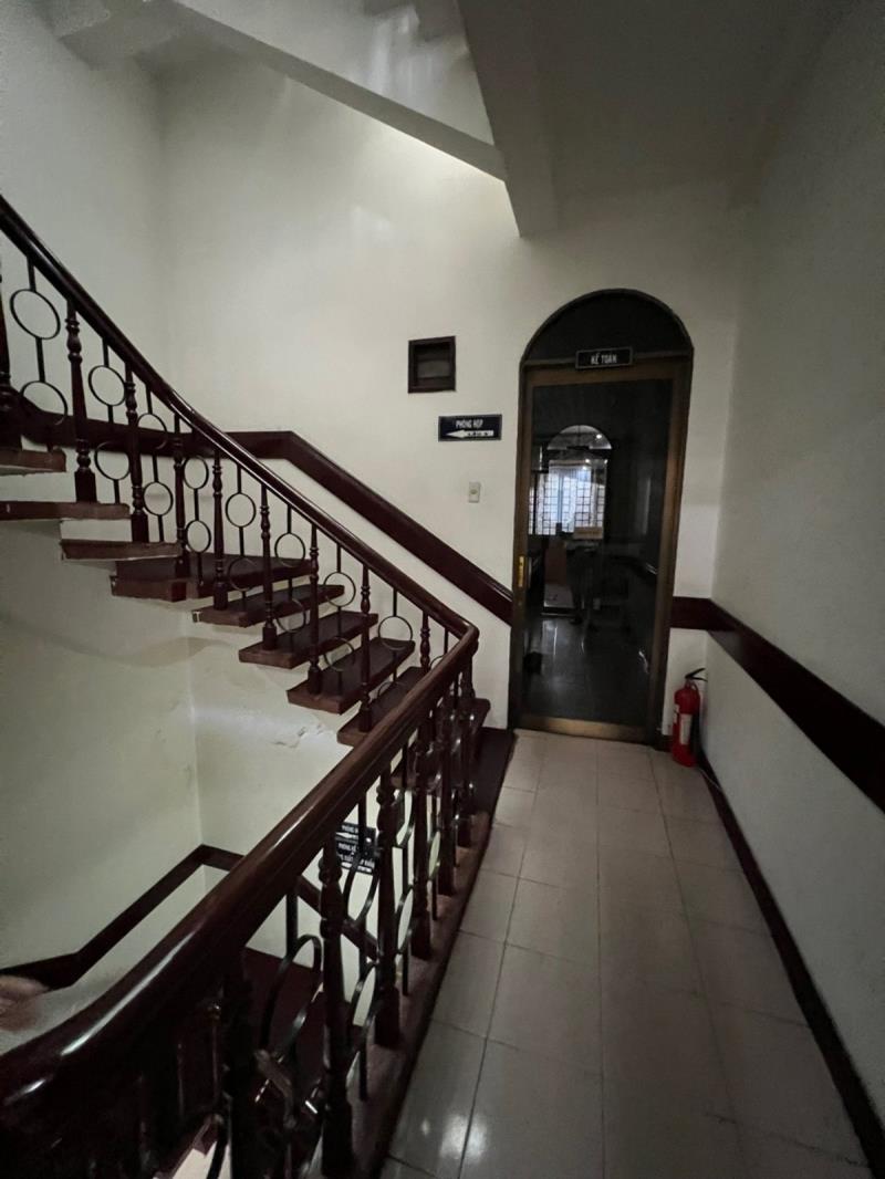 Sát hồ kỳ hòa – lê hồng phong – quận 10 – 4.1*20m – 5 tầng – 40 tỷ - 3