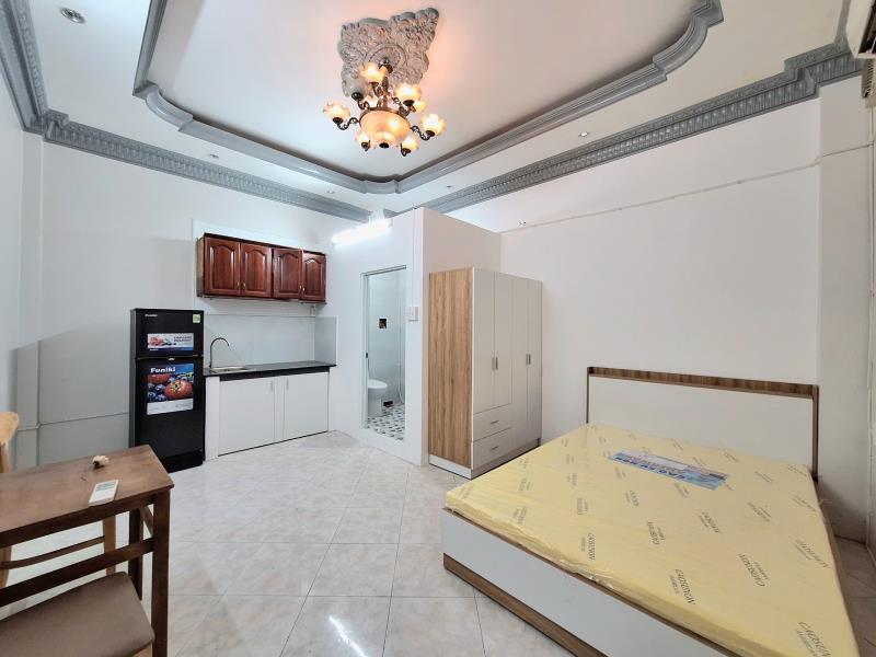 Studio full nội thất | rộng 35m2 - 2