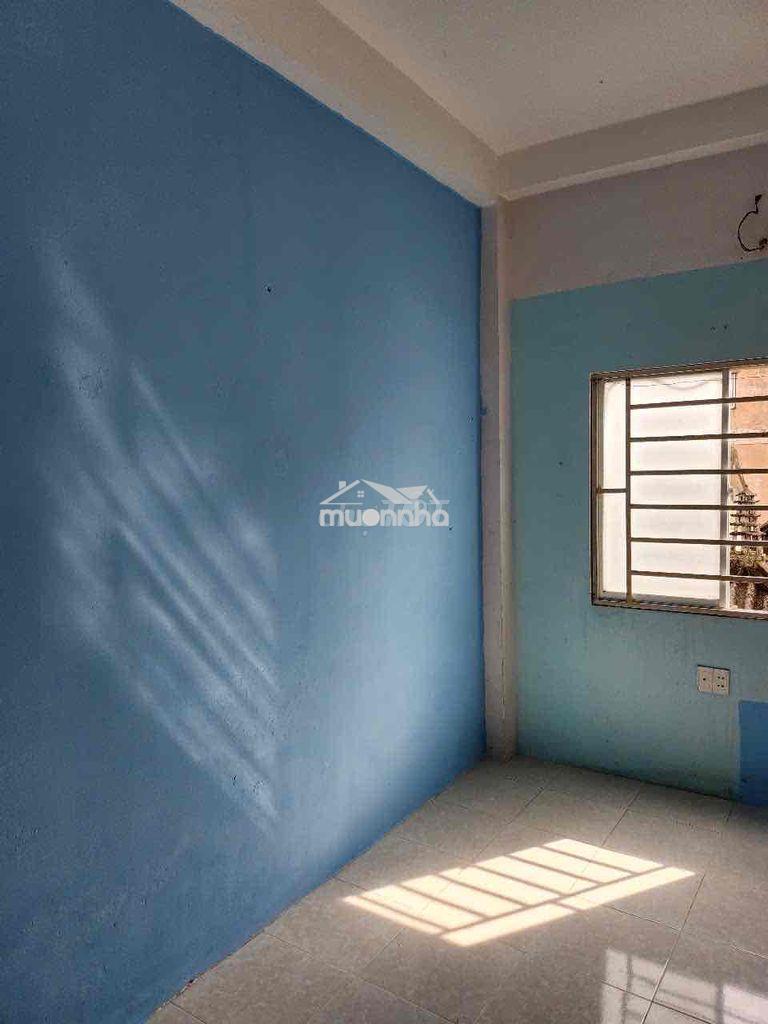Hẻm 48 lê lợi, phường 4, quận gò vấp, giá 2trieu9 - 3