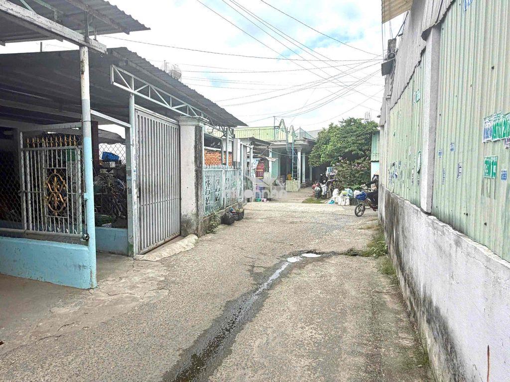 Nhà cấp 4 (6m x 23m) 133 thô cư . khu dân cư , tân xuân - 3