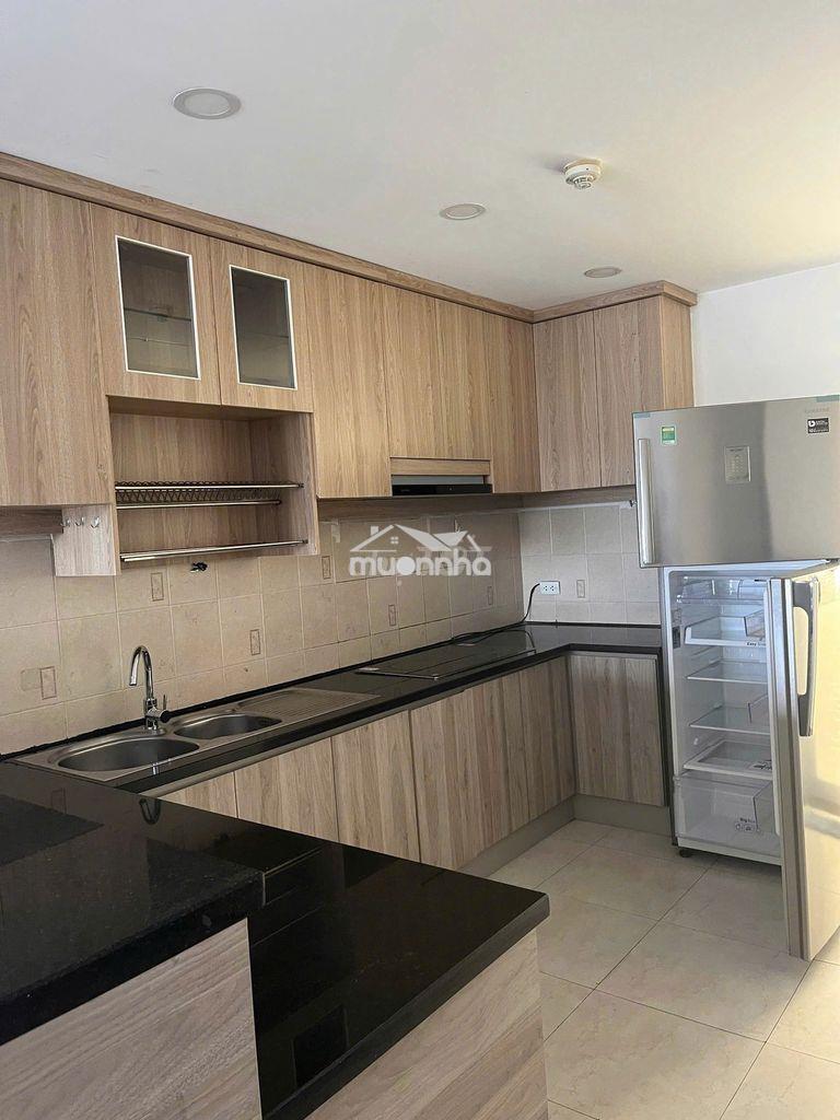 Cho thuê hùng vương plaza: 130m2 , 3pm- sửa thành 2pn.3wc nhà đẹp - 3