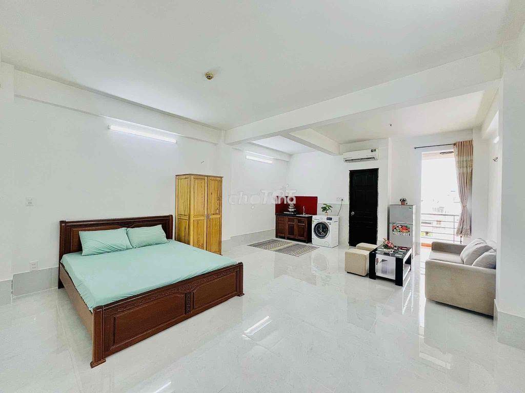 Studio ban công gần sân bay & go! trường chinh - 2
