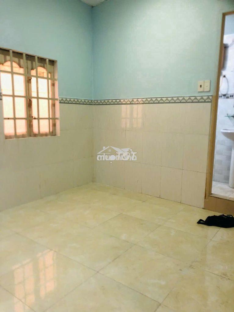 Nhà mới, cho thuê nguyên căn gần khu k300, etow. p.13, q. tân bình