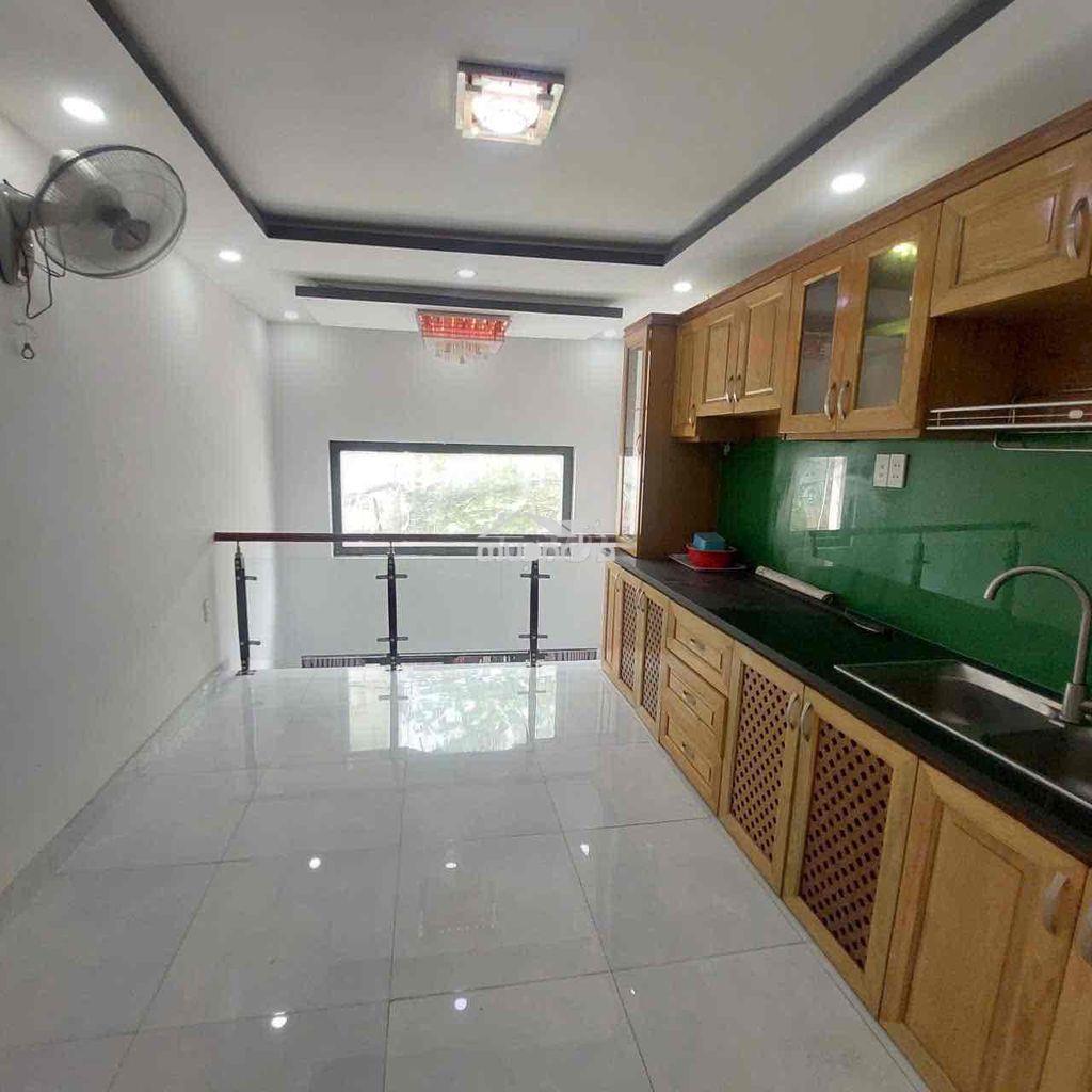 Cho thuê nhà nguyên căn 1 sẹc lê văn thọ, gò vấp – 3 phòng ngủ – 10tr/ - 3