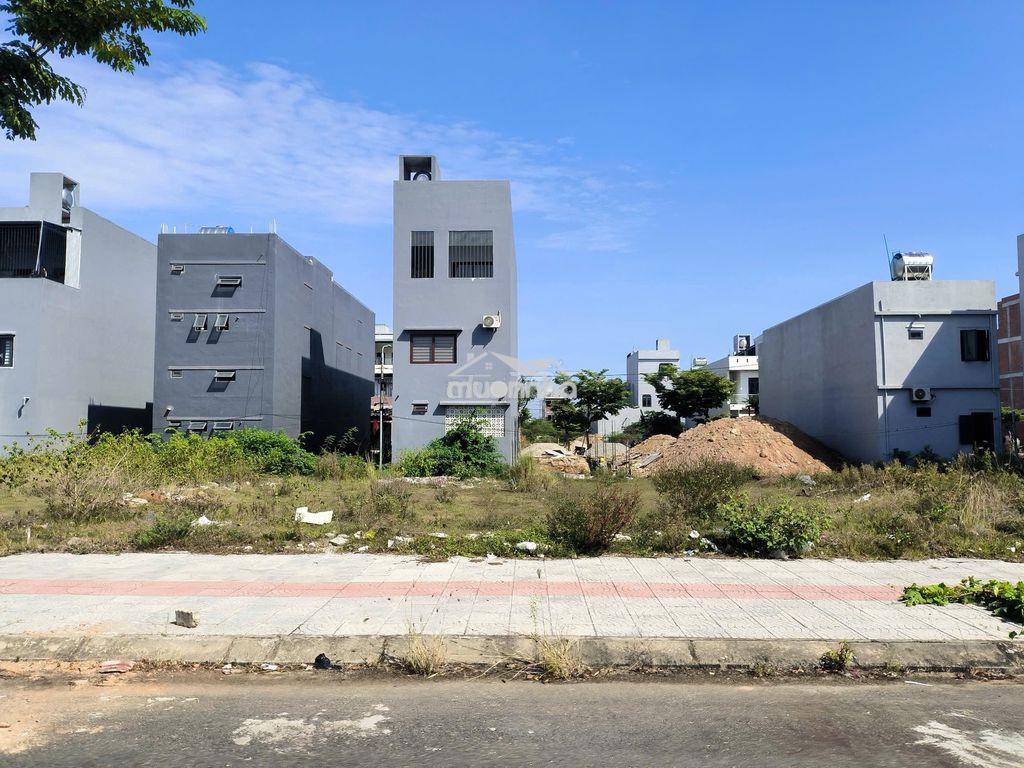 Chính chủ bán đất đường 7m5 hói kiểng 31 khu nam hòa xuân giá 4 tỷ - 4