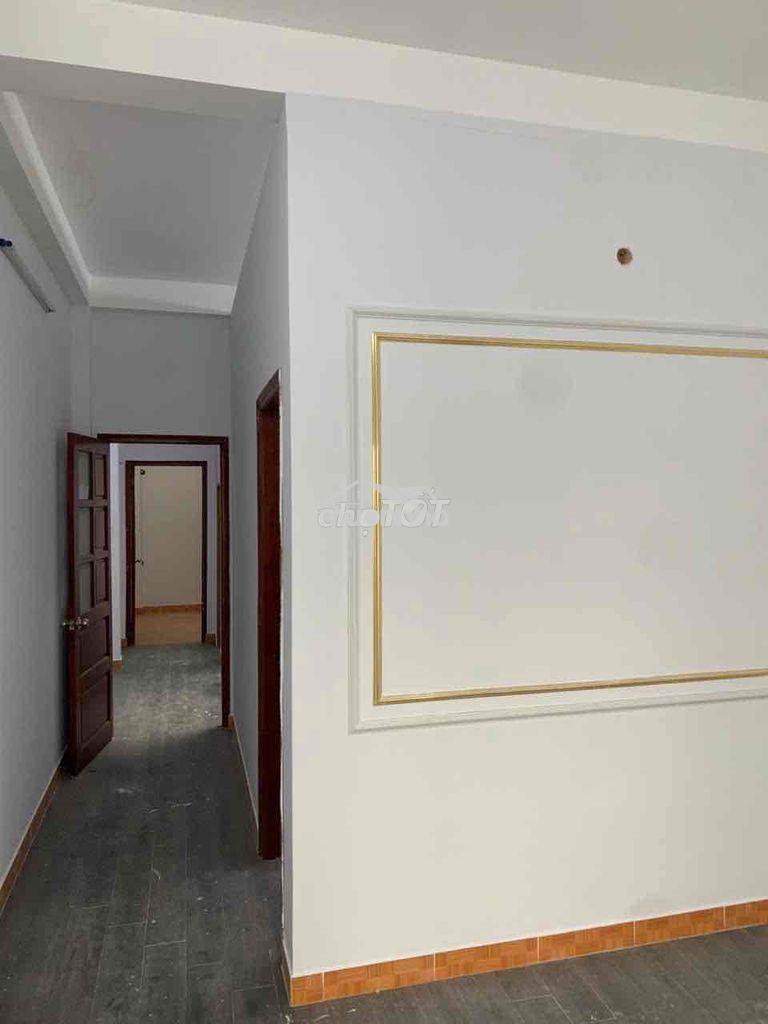 Cho thuê nguyên căn khu nội bộ tên lửa dt : 4x16 - 3