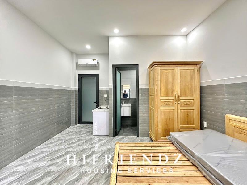 Cho thuê studio ban công sau mát mẻ ngay đặng thùy trâm