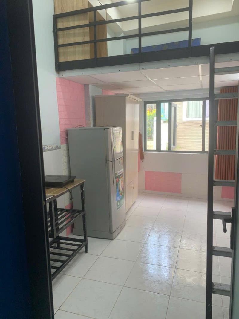 Cho thuê phòng có gác - 35m2 - phan văn trị gần đah văn lang