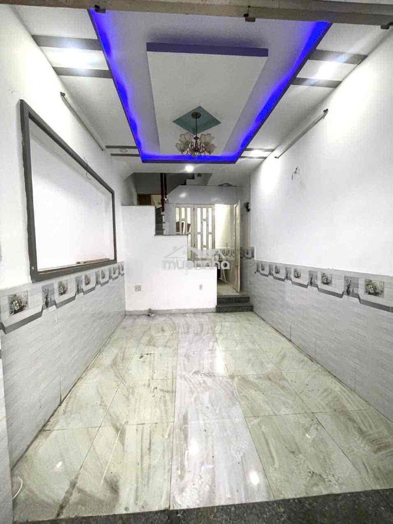 Cho thuê nhà nguyên căn 2 lầu 4pn 3pn  đường tx52 giá 5,5 triệu