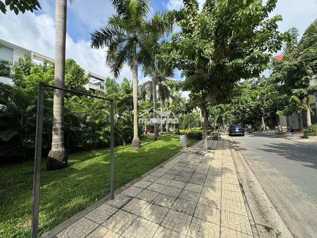 Nhà 69/15a đặng thùy trâm, dt4,5x20m,công viên trước nhà,trệt 2 lầu st - 2