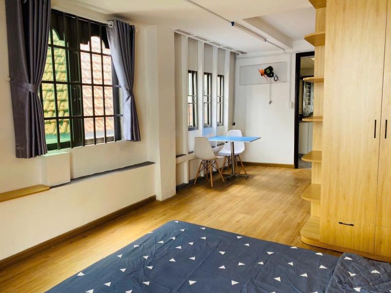 🏡 Căn hộ rộng rãi có ban công, tách bếp riêng – đường d5, bình thạnh – vị trí thuận tiện, gần hutech, uef & landmark 81