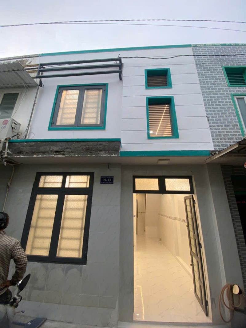 Bán nhà đường nhựa 2pn gần chợ - giá 525 triệu