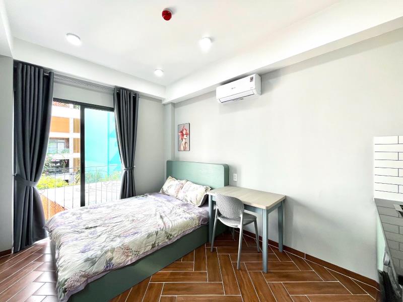 Cho thuê căn hộ balcony - thang máy - chợ bà chiểu - đh văn lang - hutech - hồng bàng - uef - 3
