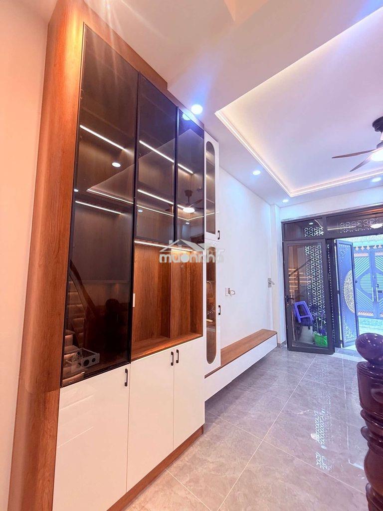 Nhà mới vào ở ngay 40m2 3tầng 3 phòng ngủ