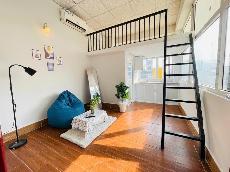 Phòng gác rộng cửa sổ cách ftu 700m nhận 4 người 4 xe bình thạnh gần ngoại thương, hutech hàng xanh