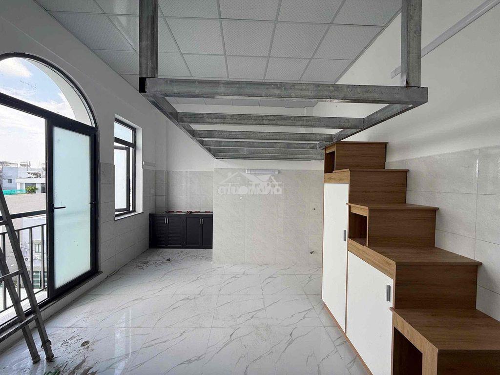 Duplex ban công - full thoáng có thang máy gần nttu - 2