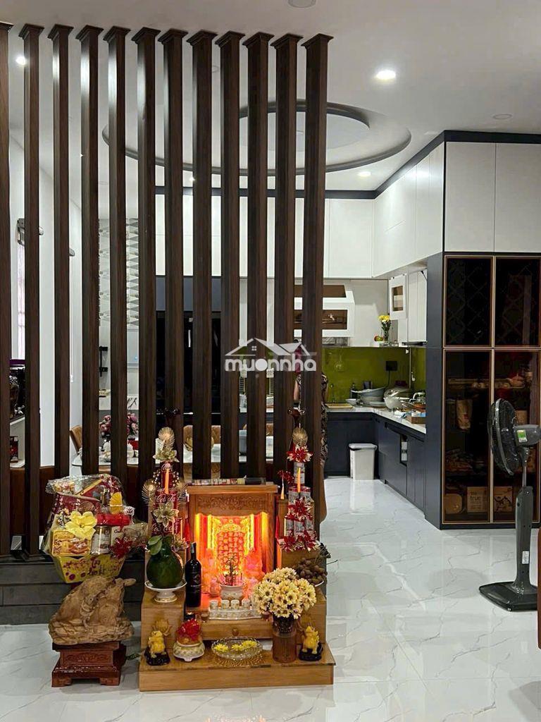 Nhà 2lầu 1trệt - gần bv 1.500 giường - định hòa – tp mới bình dương..