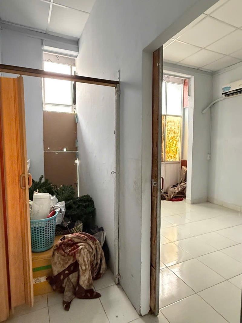 Kế cv 23/9 - trung tâm q.1 - đỗ quang đẩu - dt: 4.4*8m nở hậu 6.2m - 5 tỷ 850  - 4