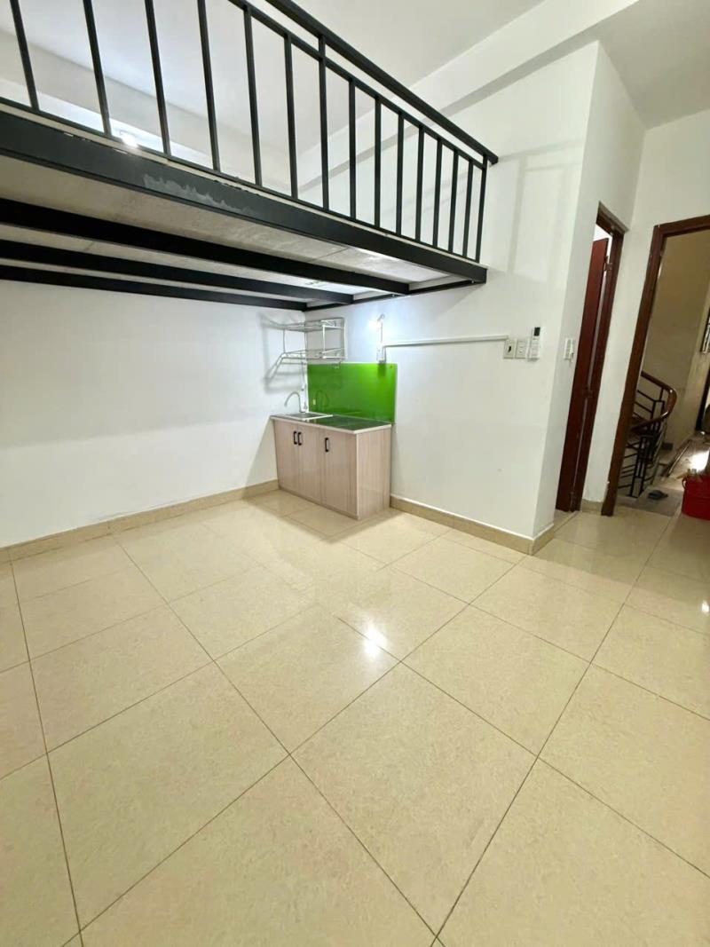 Trọ có gác siêu rộng ở được 3-4 bạn sinh viên gần sát đại học văn hiến - đh công thương - âu cơ - lũy bán bích quận tân phú - 3