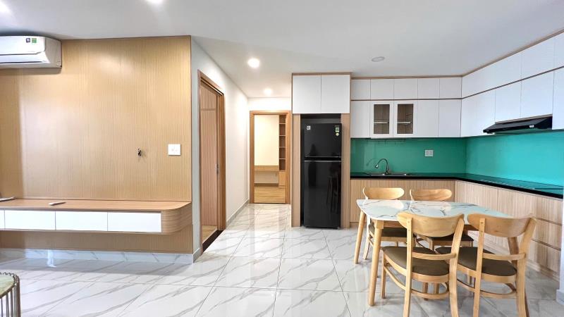 Cần cho thuê căn hộ lavida plus 2pn 2wc , giá 16tr/th cách đại học rmit 800m , đối diện sc vivo. - 2