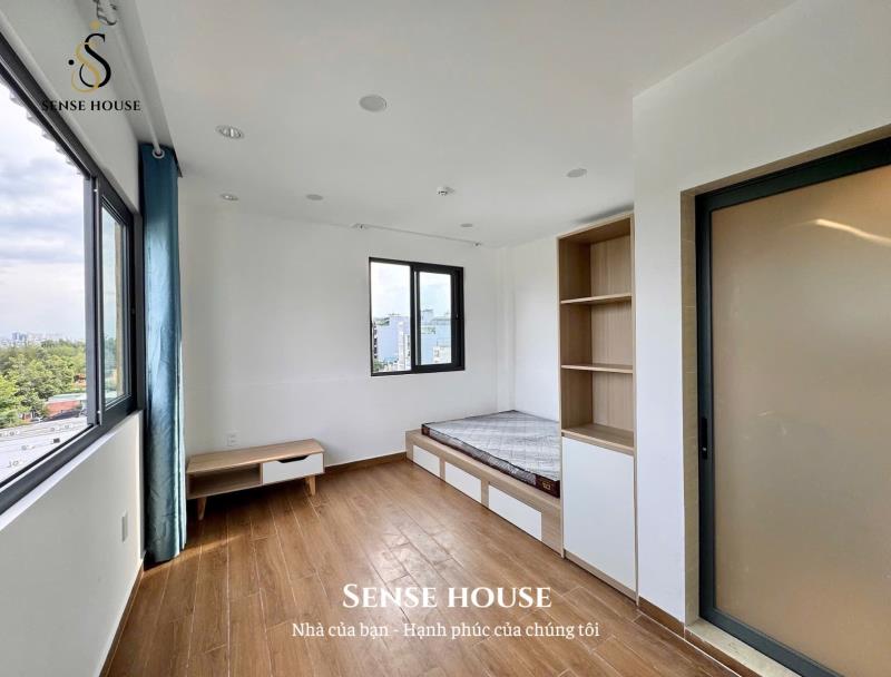 Studio ban công mới 100% | full nội thất | view sân bay | gần nhà ga t3