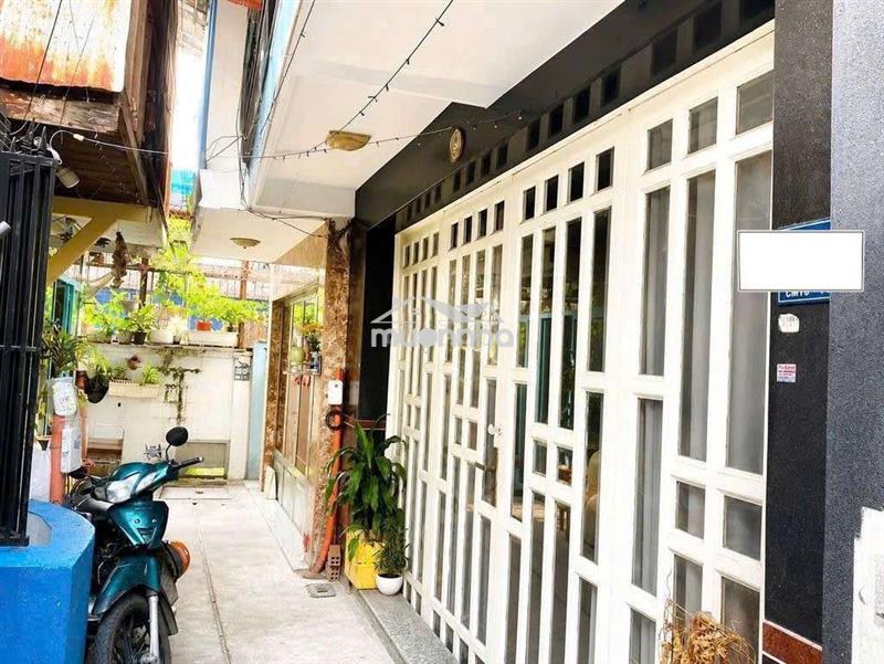 Nhà nc full nội thất 6x6 tr lầu 1pn rộng 2vs cmt8 p10 q3