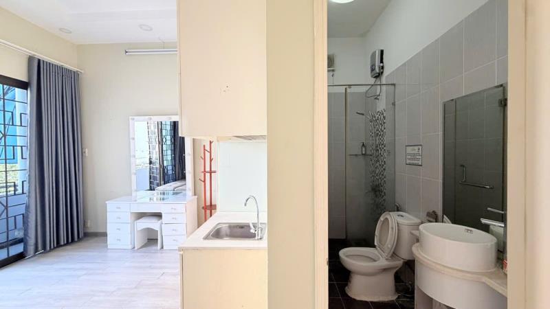 Căn hộ studio nguyễn gia trí – ban công – gần đh uth chỉ 300m - giá tốt - 4