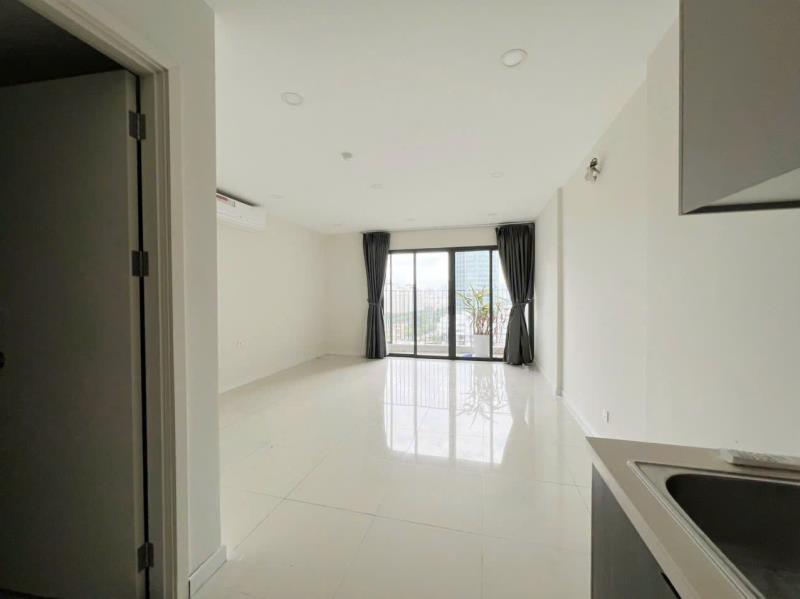 Bán căn hộ 27m2 lavida quận 7 , cách đại học rmit 800m2 , đối diện sc vivo