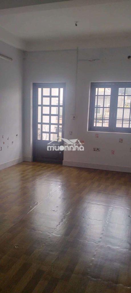 Cho thuê căn nhân số 11 đường số 12, phường thủ đức giá thuê 18 triệu