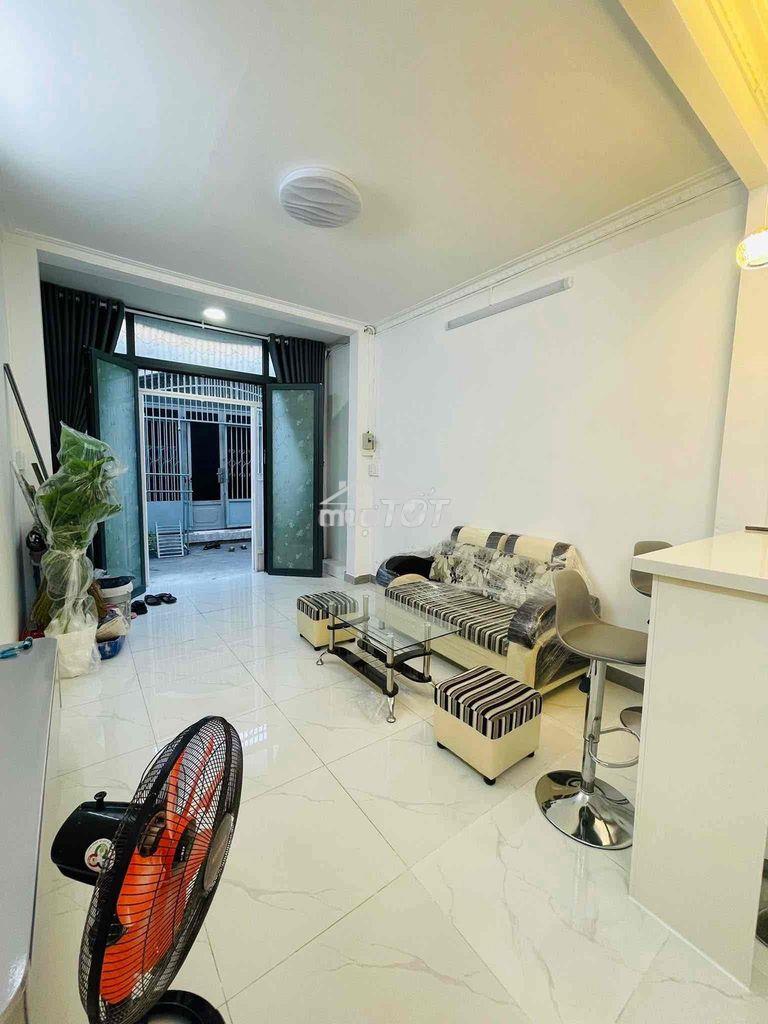 Chính chủ bán căn nguyễn văn khối thông đường số21 - 4