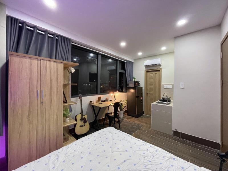 Cho thuê căn hộ cửa sổ trời gần đại học ngoại thương đường ung văn khiêm, bình thạnh - 2