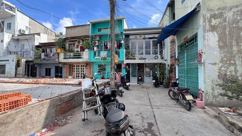 Đất chiến lược bình trị đông ( bình tân) – dt: 4*20m – 4 tỷ 3 - 3
