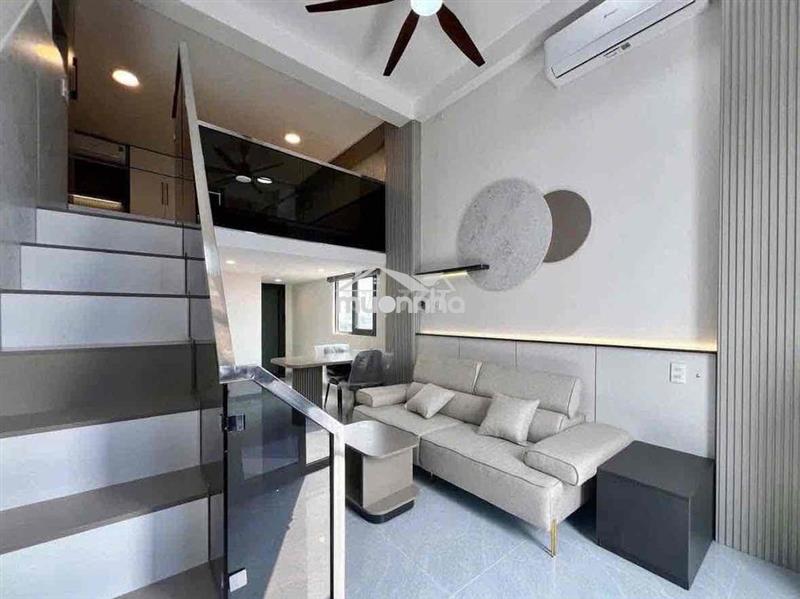 Cho thuê chdv có ban công rộng 30m2 gần đh văn hiến